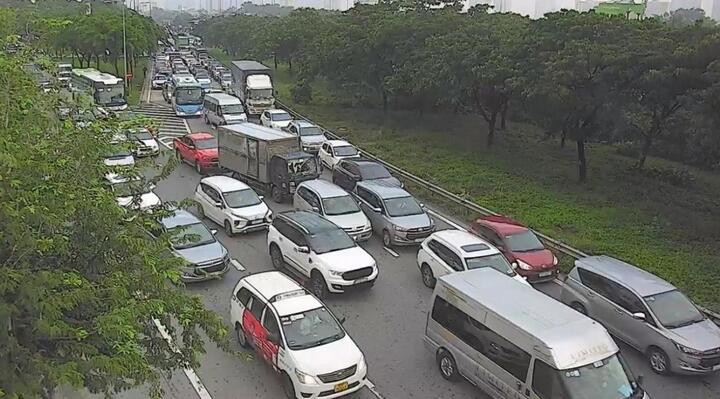 Xả trạm thu phí Long Phước trên cao tốc TP.HCM - Long Thành - Dầu Giây