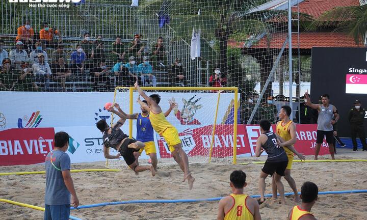 Tuyển bóng ném Việt Nam thắng trận đầu tại SEA Games 31