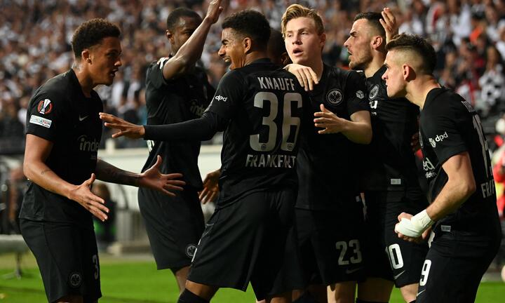 Frankfurt hạ West Ham, vào chung kết Europa League đấu Rangers