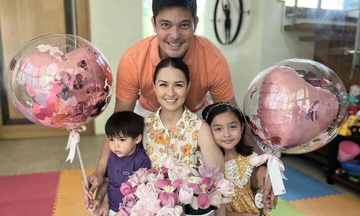 Gia đình 'đệ nhất mỹ nhân' Philippines khoe gen cực phẩm trong Ngày của Mẹ