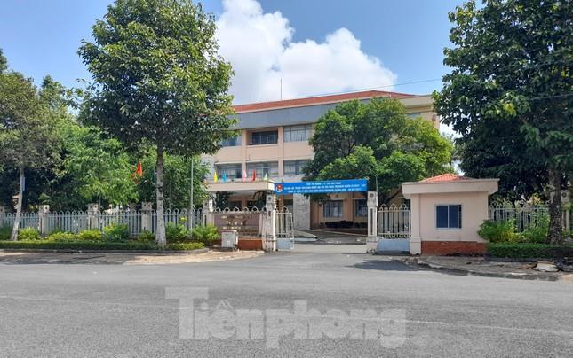 Công ty Việt Á từng cho người mang 450 triệu đến nhà Giám đốc CDC Hậu Giang