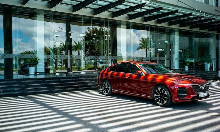 Nói không với 'bia kèm lạc', VinFast tung ưu đãi lớn trong tháng 5/2022