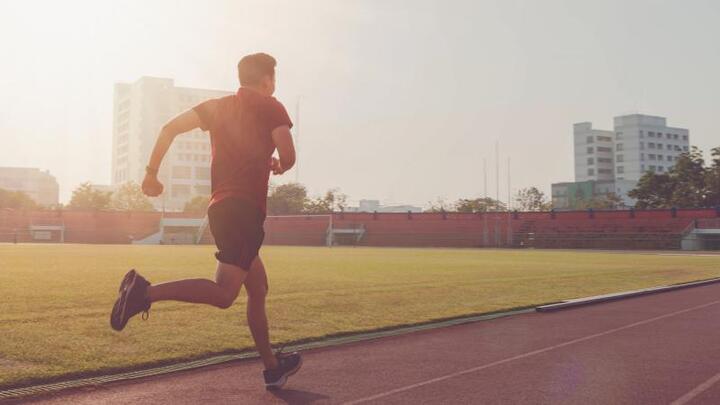 Đổ xô mua 'giày ảo' giá nghìn USD để kiếm tiền: Cảnh báo sập bẫy