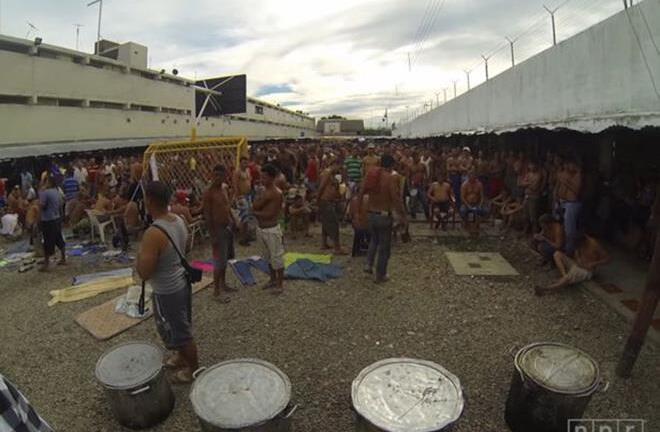 Những điều khó tin trong nhà tù bạo lực nhất thế giới