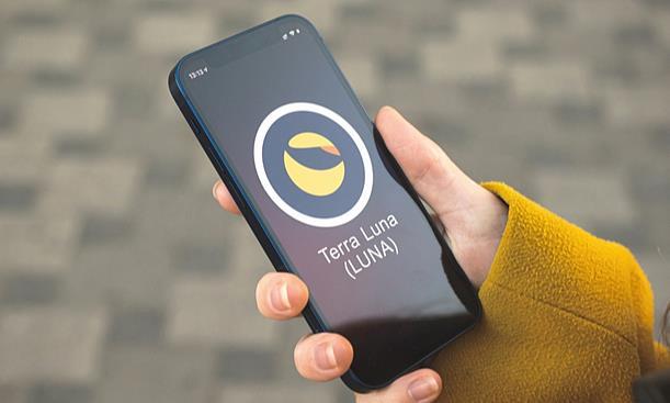 Rủ nhau 'bắt đáy' tiền số Luna, chưa kịp đổi đời đã mất trắng