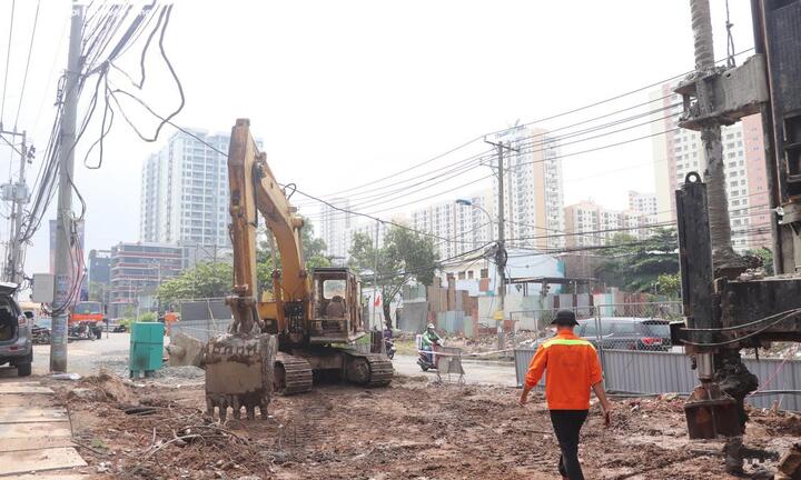 TP.HCM: Đường Lương Định Của thi công trở lại sau thời gian dài 'đắp chiếu'