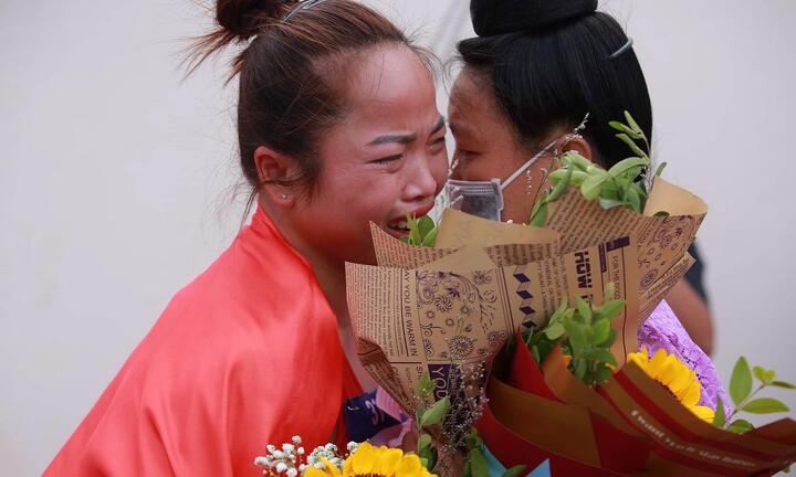 Giọt nước mắt của cô gái dân tộc Thái sau tấm HCV đặc biệt