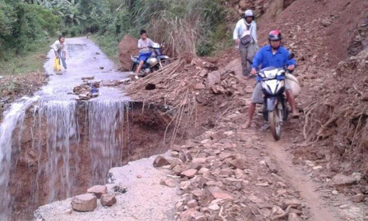 Bắc Bộ và Bắc Trung Bộ bước vào đợt mưa dông kéo dài, đề phòng sạt lở đất
