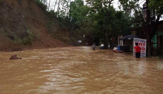 Thời tiết ngày 21/5: Miền Bắc mưa to, nguy cơ lũ quét và ngập lụt