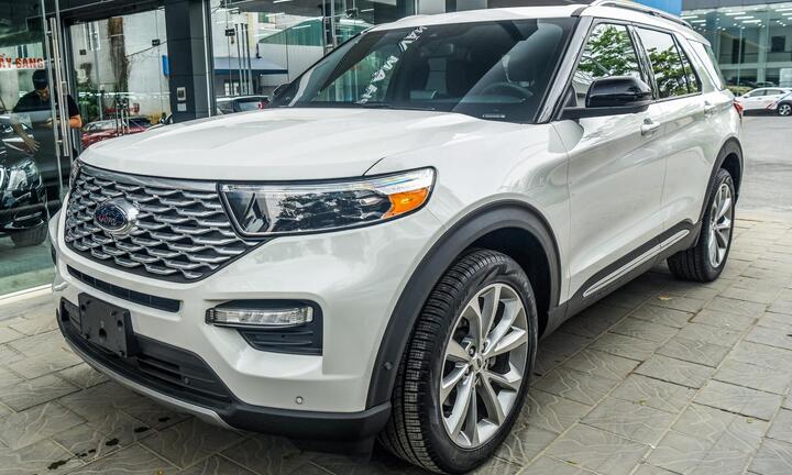 Ford Explorer Platinum nhập Mỹ giá 4 tỷ đồng tại Việt Nam