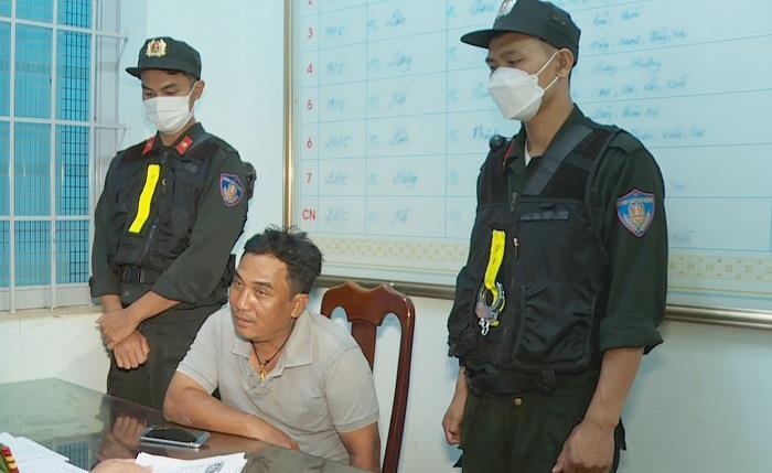 Bảo lãnh cho người khác vay 300 triệu đồng của bạn gái rồi lẩn trốn suốt 10 năm