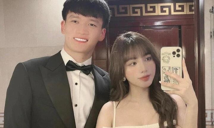 Nhan sắc vợ, bạn gái các cầu thủ U23 Việt Nam