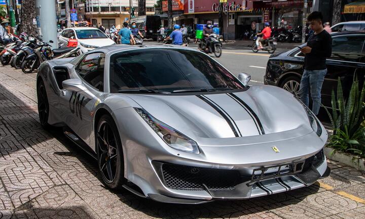 Chi tiết Ferrari 488 Pista Spider của ông Đặng Lê Nguyên Vũ