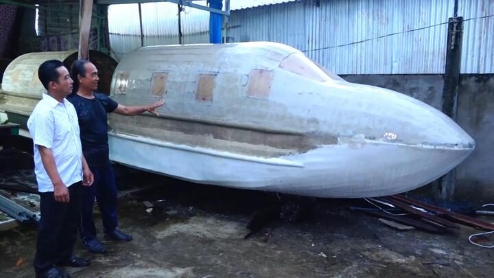 Video: Người đàn ông ở An Giang chế thủy phi cơ chở 16 hành khách