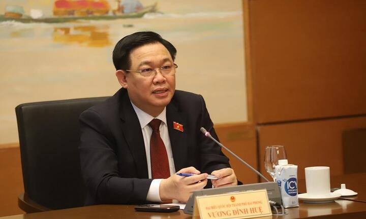 Chủ tịch Quốc hội: Dự án đường Hồ Chí Minh dù chậm vẫn phải làm