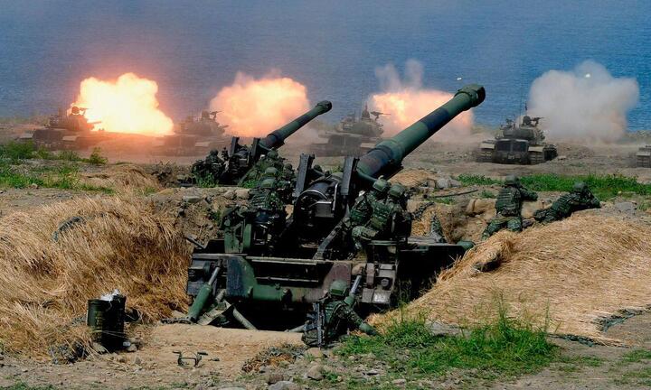 Trung Quốc: Mỹ đã bán hơn 70 tỷ vũ khí cho Đài Loan