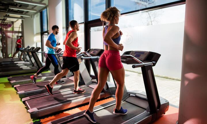 Giảm cân với máy chạy bộ có hiệu quả ra sao, bí quyết nào để giảm mỡ thành công?