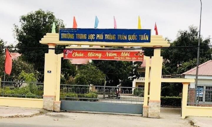 Nghi vấn nữ sinh lớp 11 bị rạch mặt vì mâu thuẫn trong học tập