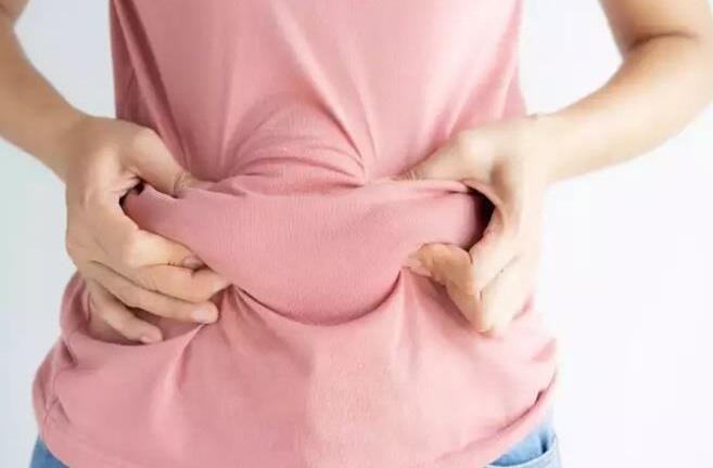Tập thể dục vã mồ hôi mà bụng vẫn ngấn mỡ - sai lầm đằng sau rất nhiều người mắc