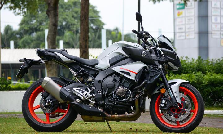 Trải nghiệm Yamaha MT-10 - nakedbike lạ mắt không cho số đông