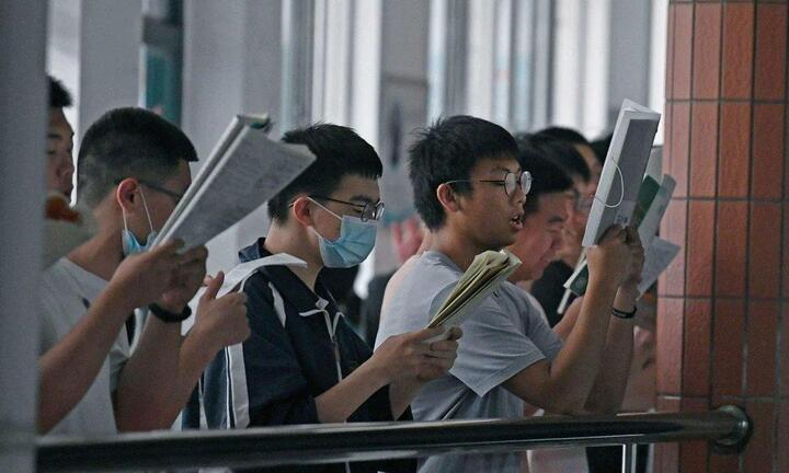 Gaokao - kỳ thi đại học khốc liệt nhất thế giới sắp diễn ra