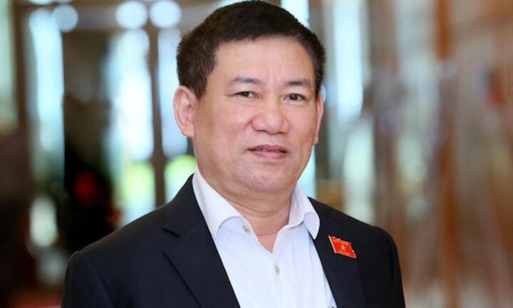 Bộ trưởng Tài chính: Chưa phát hiện thất thu thuế với xe biếu tặng