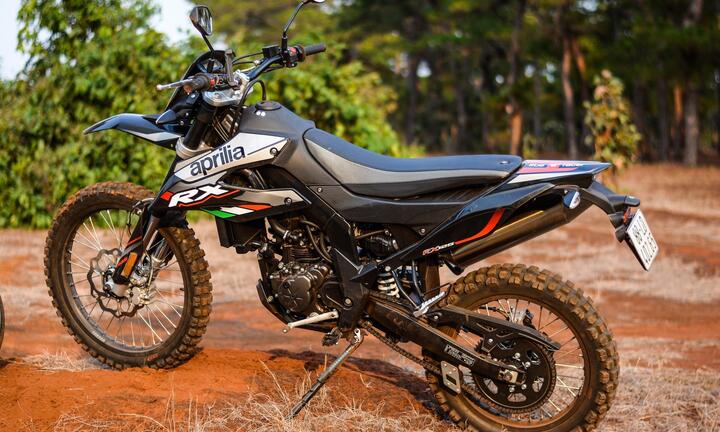 Chi tiết bộ đôi môtô địa hình Aprilia RX, SX 125 tại Việt Nam
