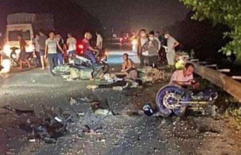 Ba xe máy tông nhau, 5 người thương vong ở Bắc Ninh