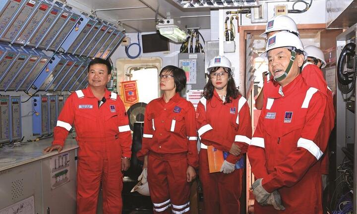 PVEP nỗ lực vượt khó, thẳng hướng tương lai