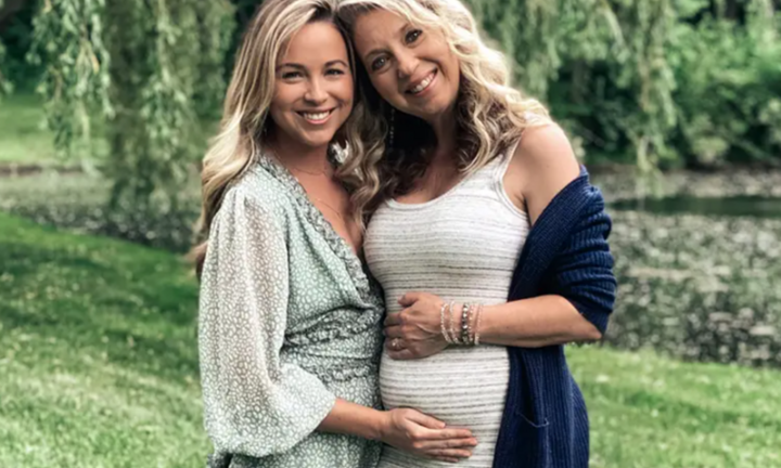 Người bà U60 mang thai... cháu ngoại và hành trình xúc động phía sau