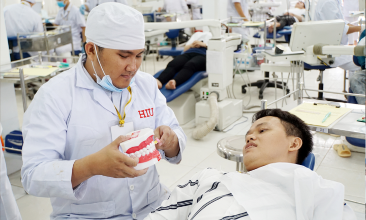 Ngưỡng điểm đầu vào ngành y và sư phạm năm 2022 