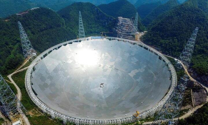 Các nhà khoa học phát hiện tín hiệu có thể tới từ văn minh ngoài Trái Đất