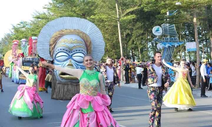 Sun Group mang 'đại tiệc sắc màu' Carnival trở lại Sầm Sơn 