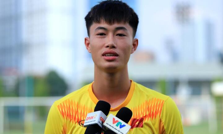 Tiền vệ Nguyễn Văn Trường: Chiến thuật của HLV Đinh Thế Nam giống với thầy Gong