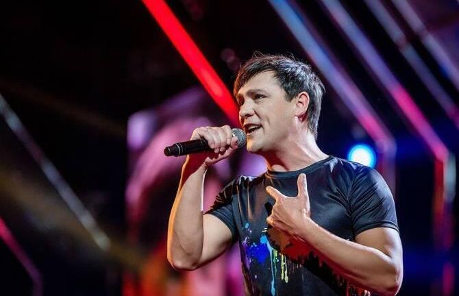 Ca sĩ thần tượng của hàng triệu thanh niên Liên Xô cũ qua đời vì suy tim