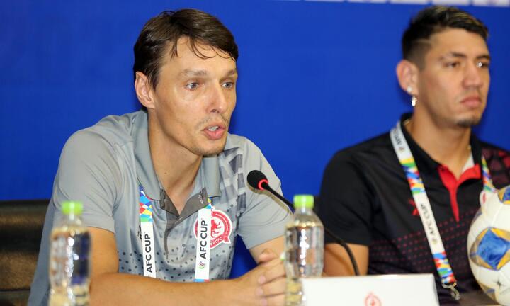 HLV Phnom Penh Crown: 'Cố gắng kiểm soát trận đấu và đánh bại CLB Viettel'