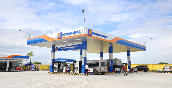 Siêu thẻ HDBank Petrolimex 4 trong 1 'gây sốt' khi hoàn 50% tiền xăng