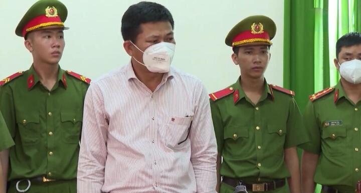 Bắt tạm giam cựu Giám đốc CDC Bình Phước liên quan Công ty Việt Á