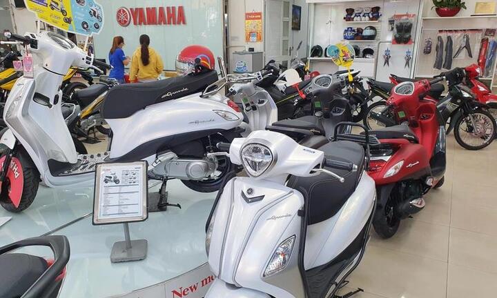 Giá xe tay ga 'nhảy múa' trên thị trường