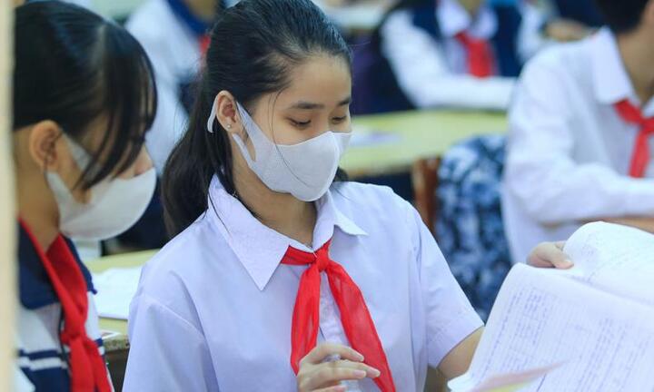 Đề xuất miễn học phí bậc THCS là chính sách nhân văn, cần làm ngay