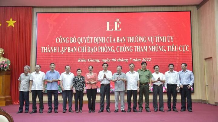 Nhiều tỉnh, thành đồng loạt thành lập BCĐ phòng chống tham nhũng, tiêu cực