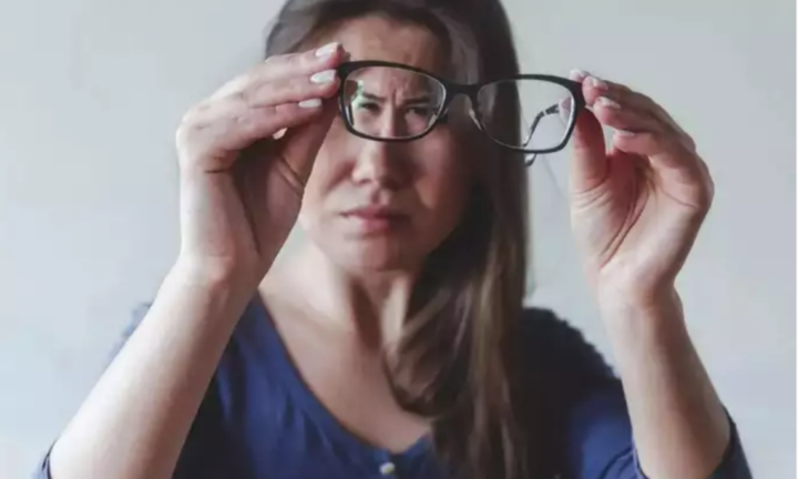 Thiếu hụt 2 loại vitamin có thể dẫn đến mất thị lực