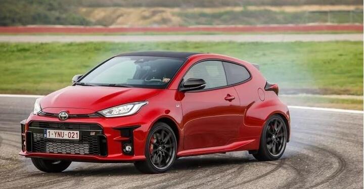 Những mẫu xe nhỏ gọn có tốc độ đáng kinh ngạc