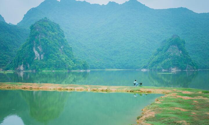 Tìm về bình yên với chốn non nước hoang sơ kỳ vĩ cách trung tâm Hà Nội không xa