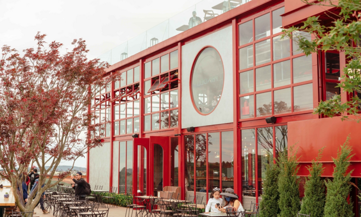 Bước chuyển mình của thương hiệu cà phê PhinDeli