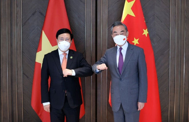 Việt Nam đề nghị Trung Quốc tạo điều kiện thông quan hàng hóa qua cửa khẩu