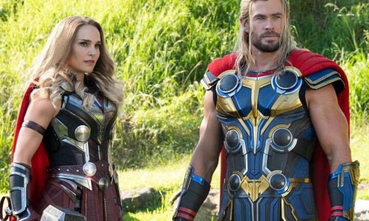 Trước cảnh hôn, Chris Hemsworth phải kiêng thịt vì bạn diễn ăn chay