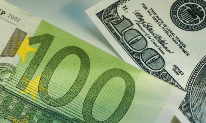 Tỷ giá euro – USD 'thủng đáy': Triển vọng ảm đạm với kinh tế châu Âu