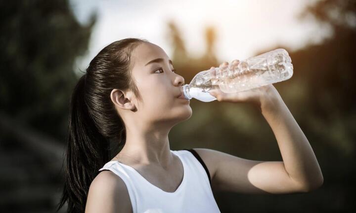6 kiểu uống nước giúp giảm mỡ bụng, gầy nhanh