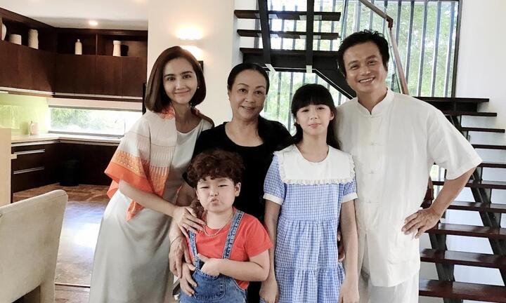 'Thương ngày nắng về' đóng máy, Phan Minh Huyền cảm ơn Vân Trang